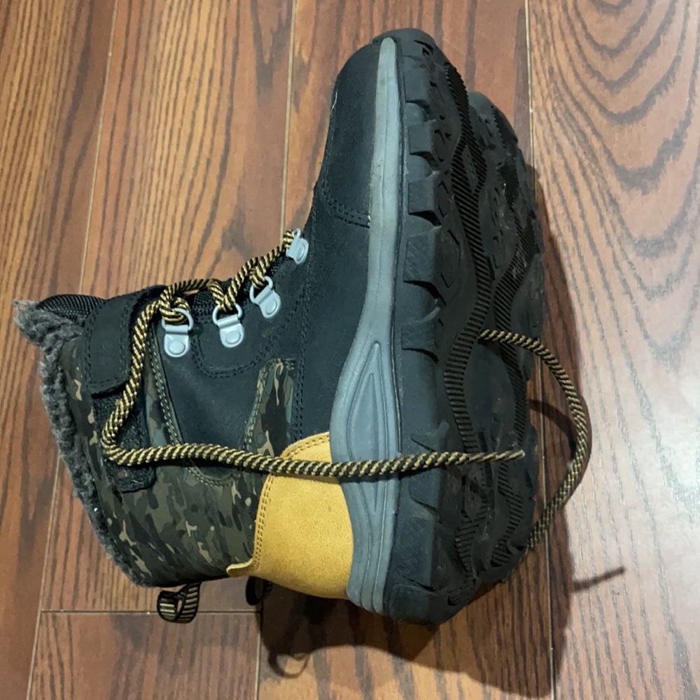 Snow boot - Picture 3 of 5
